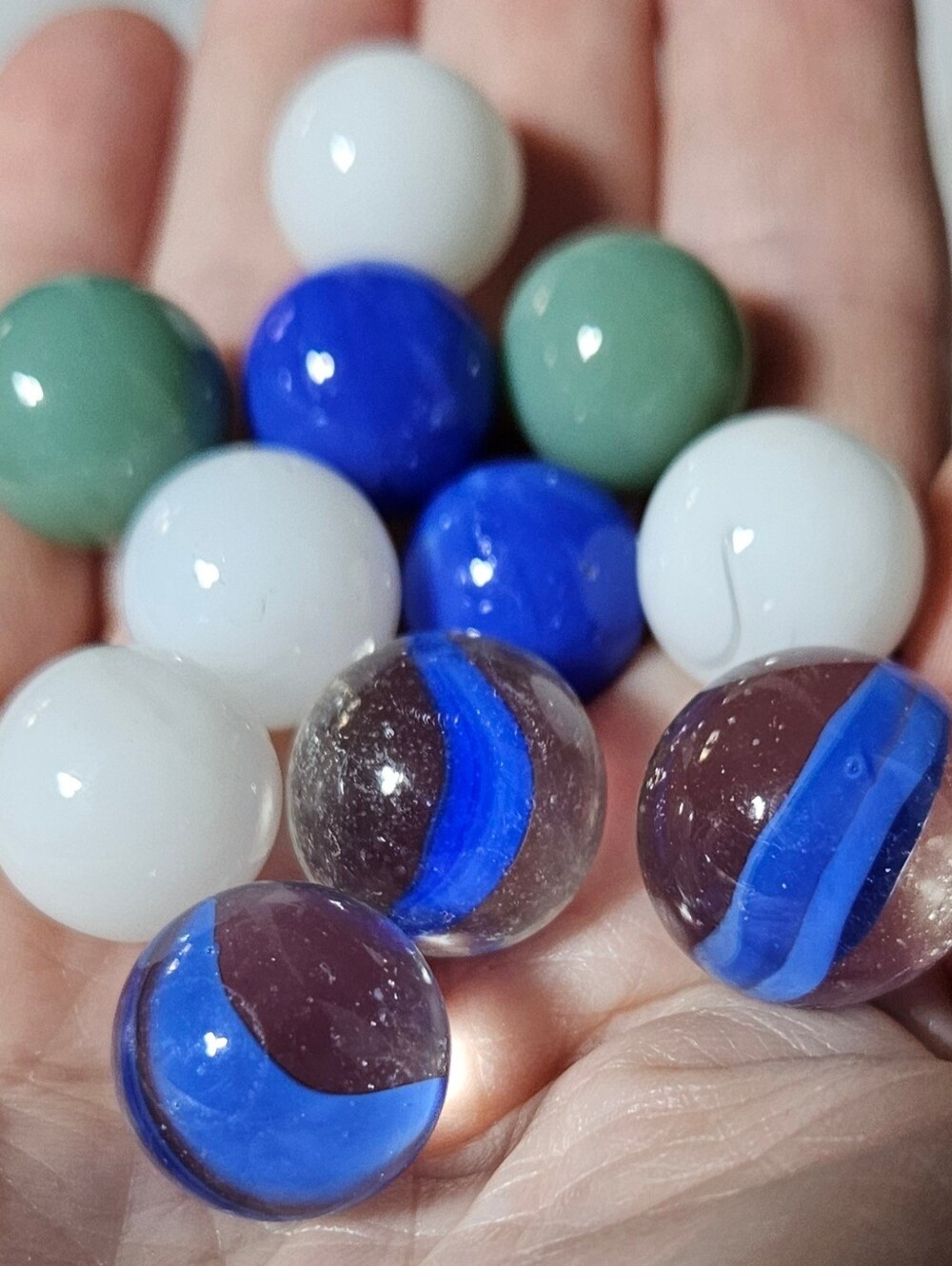 Lot of 11 Glass Marbles, Estate Sale Find (Mbf4)